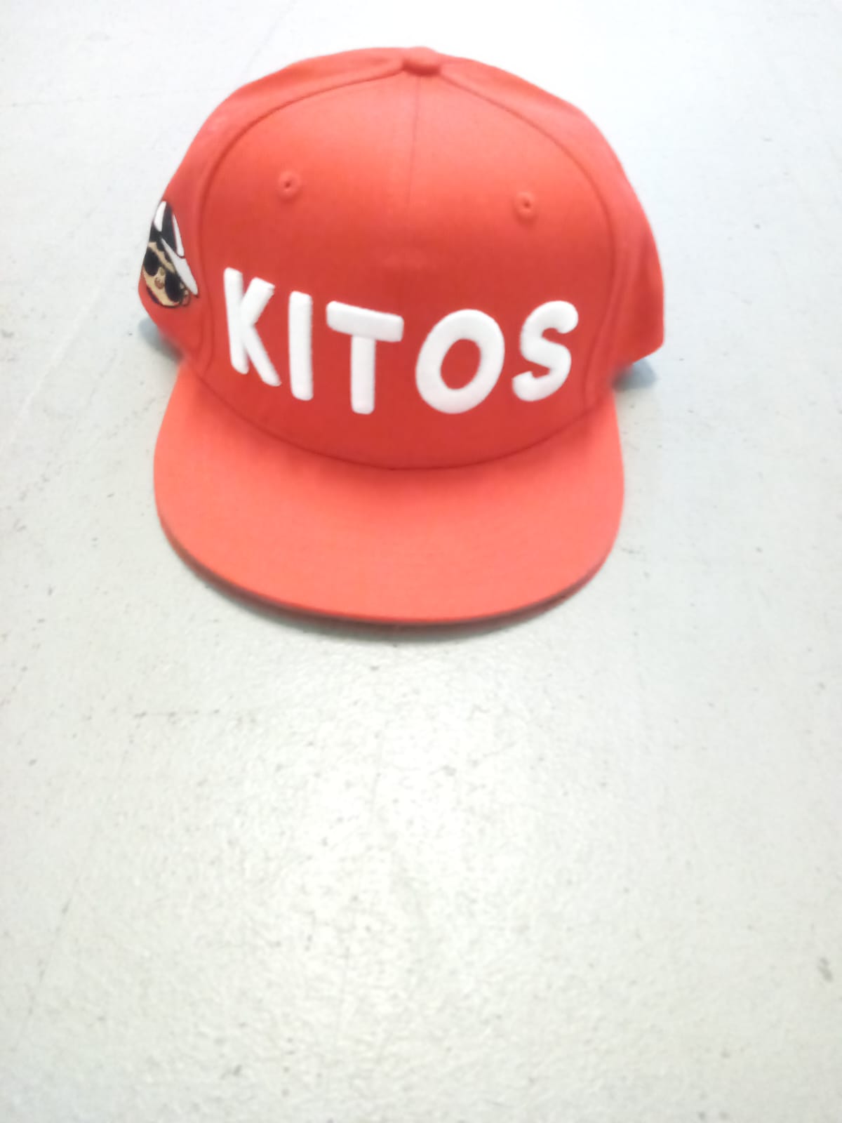 KITOS BLACK SNAPBACK HAT